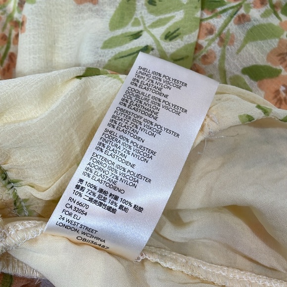 Free People Blouse Top Size M NWOT Long Sleeve Deep V - Picture 10 of 10